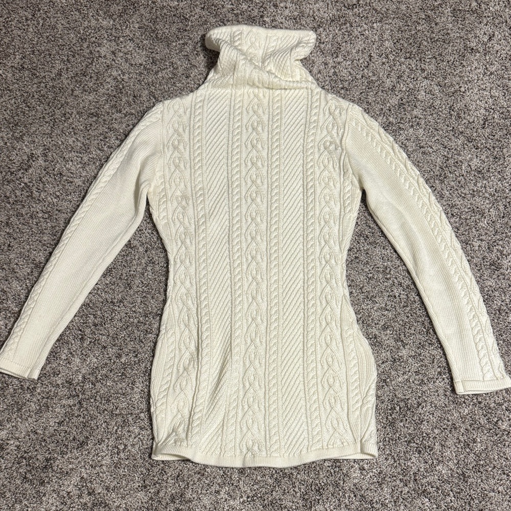 Elegant Cream Turtleneck Sweater